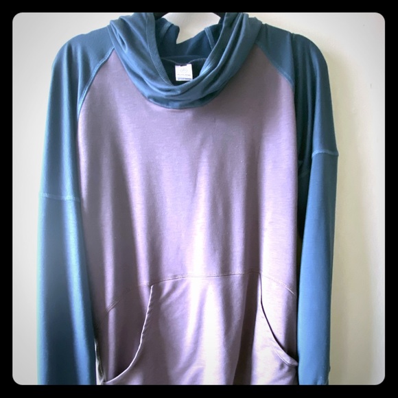 Sweaters - Ellie Hoody